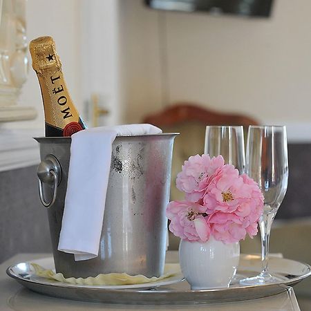 The Mansion Lions Hotel イーストボーン エクステリア 写真